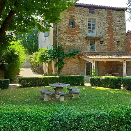 Le Jardin Secret Bed & Breakfast *